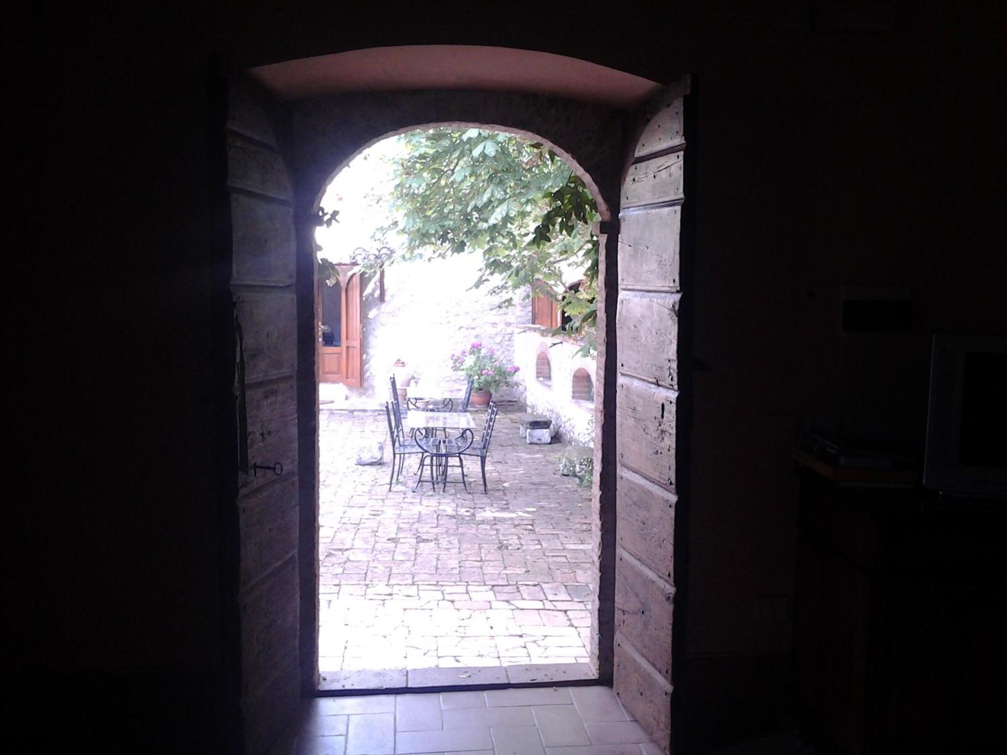 La Palombaia Guest House สโปเลโต ภายนอก รูปภาพ